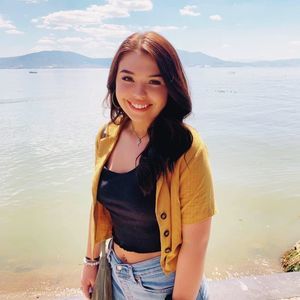 Meet your Posher, Madison